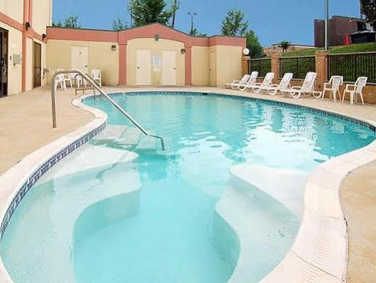Comfort Inn 3*